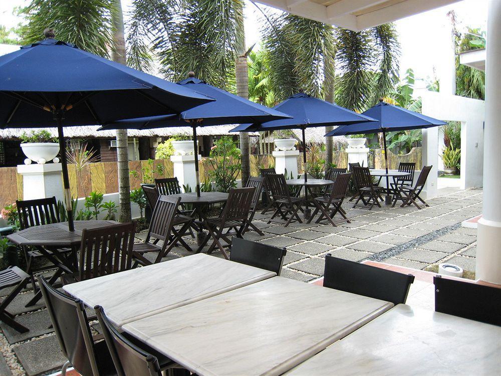 One Crescent Place Hotel Balabag  Exterior foto